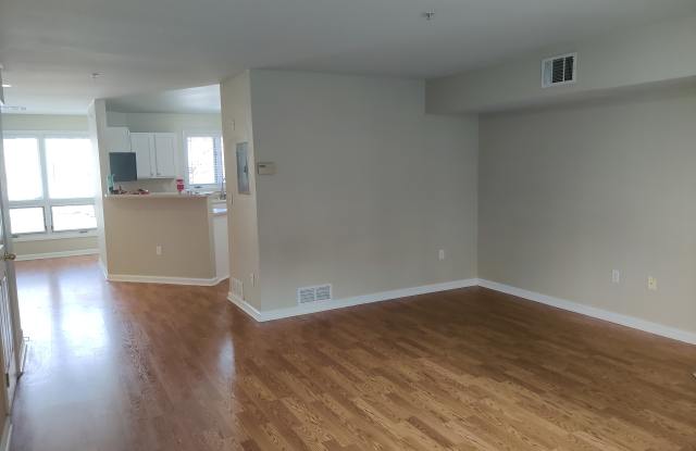 1320 South Monaco Street Parkway photos photos