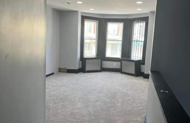 5902 Lansdowne Avenue photos photos