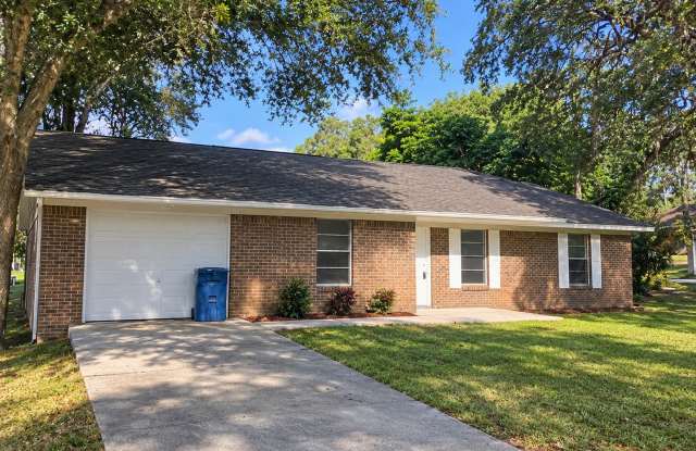 1ST MONTH FREE RENT 3 Bed 2 Bath Home | Pet Friendly | Washer Dryer Hook Ups | Section 8 Welcome Gallery 1