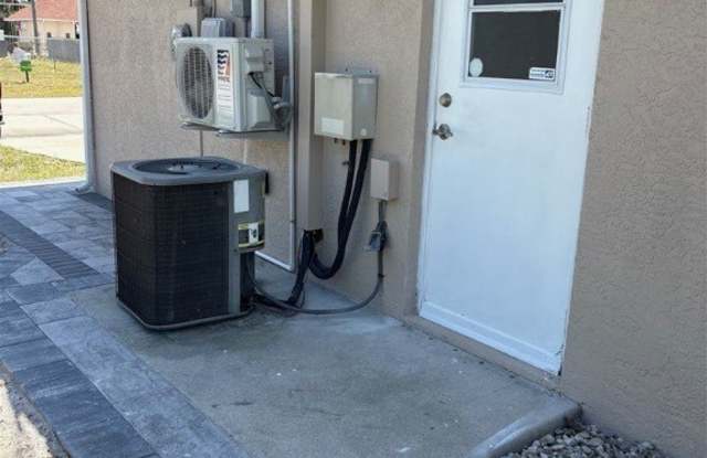 3006 SE 15th Place - 3006 Southeast 15th Place, Cape Coral, FL 33904