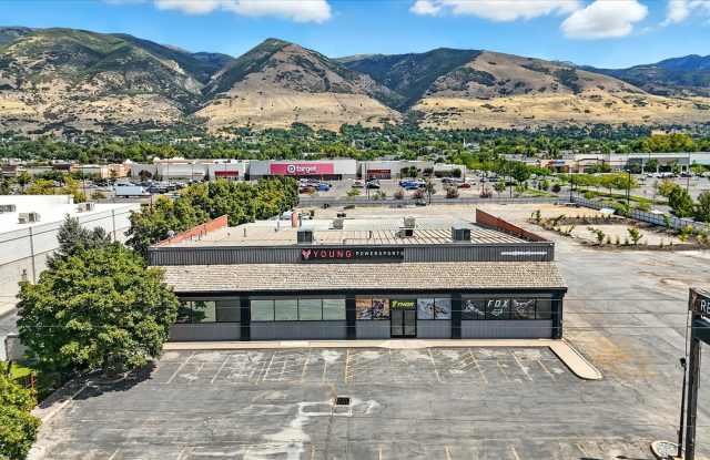 240 N FRONTAGE photos photos