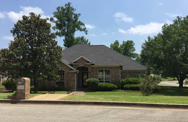 3103 Silkwood Dr. - 3103 Silkwood Dr, Tyler, TX 75707