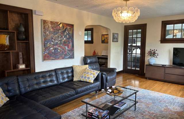 6430 Rosemoor Street Gallery 2