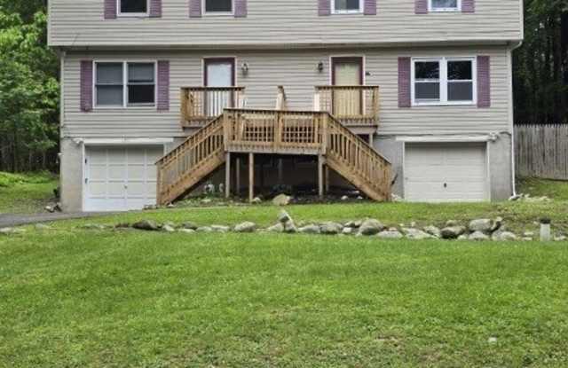 125b Hemlock Hill photos photos