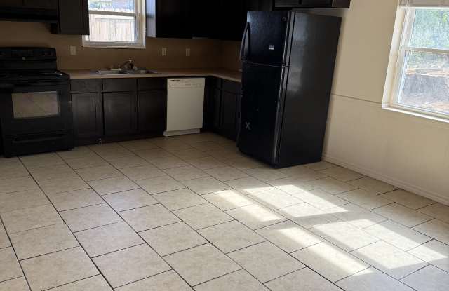 14146 Poydras Avenue - 14146 Poydras Avenue, Village St. George, LA 70810