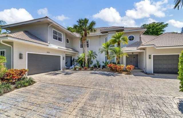 11839 PEBBLEWOOD Drive Gallery 4