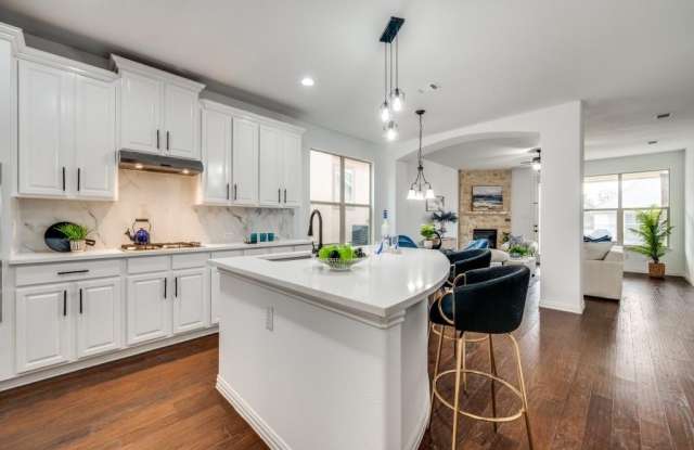 8009 Chickasaw Trail Gallery 2