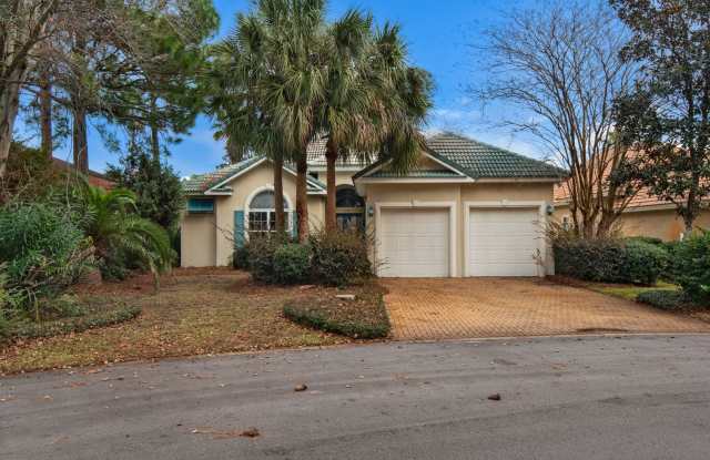 Spacious unfurnished 4B/3B home in Gated Community of Emerald Lakes - 275 Tequesta Drive, Okaloosa County, FL 32541
