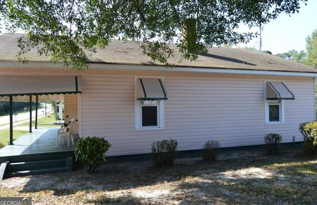 814 Senoia Gallery 4