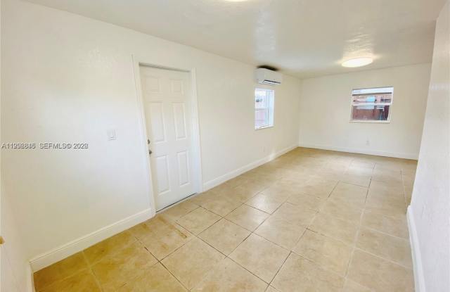 2996 NW 93rd St photos photos