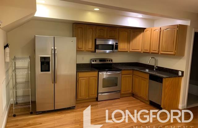 Spacious 2 Bed English Basement! APPLY TODAY TO SECURE YOUR NEW HOME photos photos