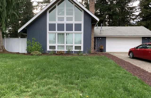 509 165th Avenue Northeast - 509 165th Avenue Northeast, Bellevue, WA 98008
