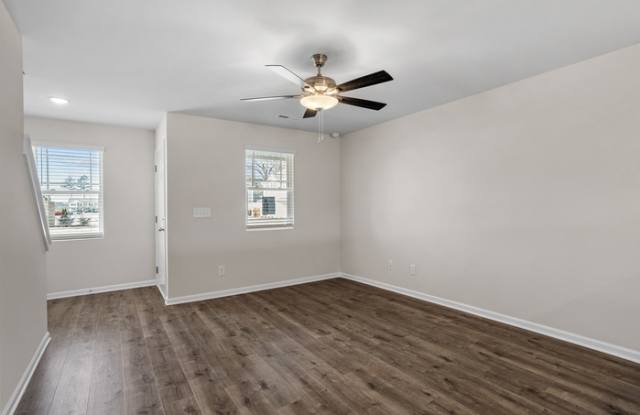 1023 Peony Lane Gallery 4