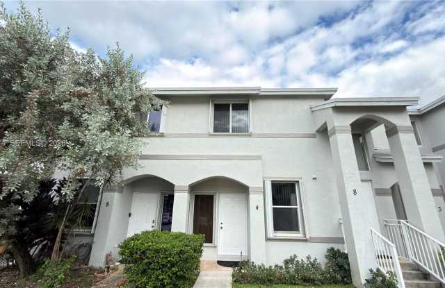 870 NE 212th Ter photos photos 870 NE 212th Ter photos photos