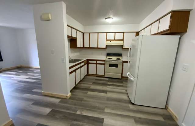 Hillcrest Apts photos photos
