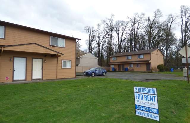 Rent Special: FREE First Full Month's Rent - 2 bed Townhome photos photos