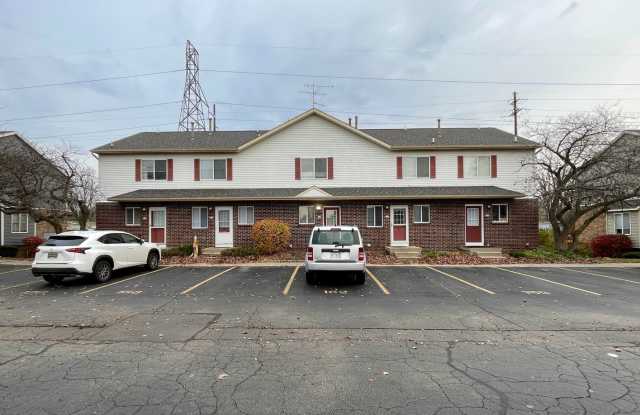 Three Bedroom Condo in Cutlerville - 158 Carriage Lane Southwest, Cutlerville, MI 49548