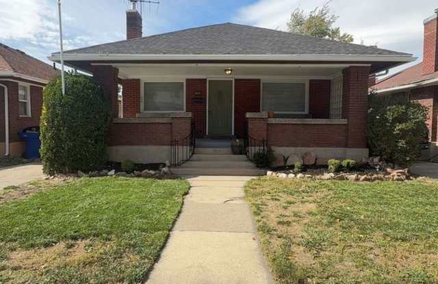 Cozy Bungalow in Prime Sugar House Location photos photos