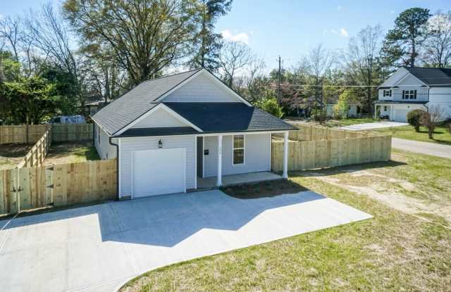 Three Bedroom Home! photos photos