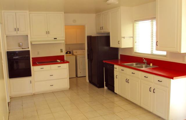 4921 Diane Pl. Gallery 3