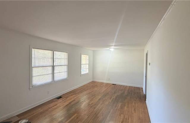 3129 Bluebird Lane Gallery 3