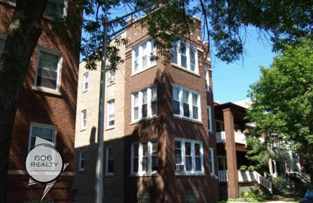 Sunny, Two Bed/One Bath in Andersonville!! photos photos