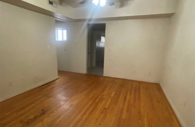 1214 N 30th Street Gallery 4