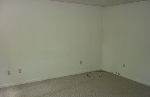 2 bedroom Ranch Style Townhouse Gallery 3