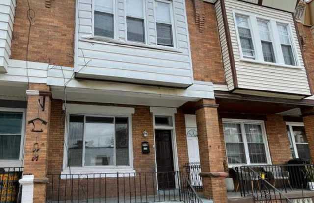 Updated 3BR 1.5 South Philly Home. Move in Ready! Gallery 1