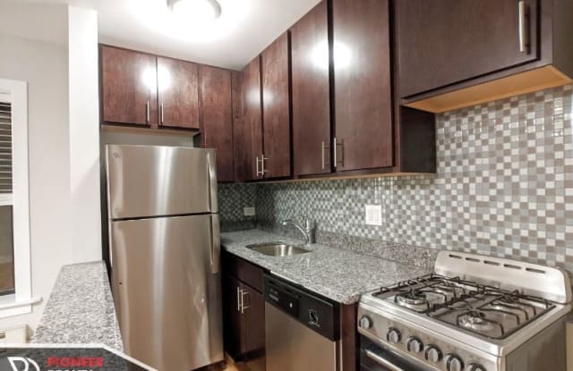821 W Cornelia Ave 211 - 821 West Cornelia Avenue, Chicago, IL 60657