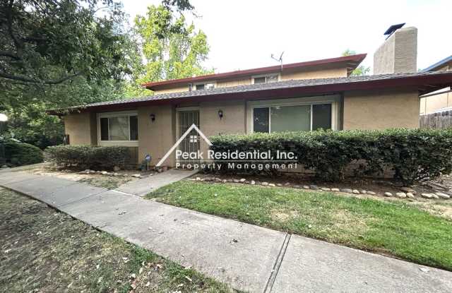 2bd/1ba Condo with 1 Car Garage! photos photos