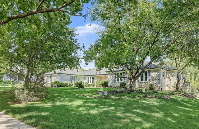 Prairie Village Ranch with Renovated Pool & Finished Basement photos photos
