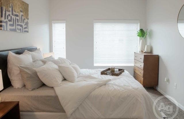 Nichol Flats photos photos