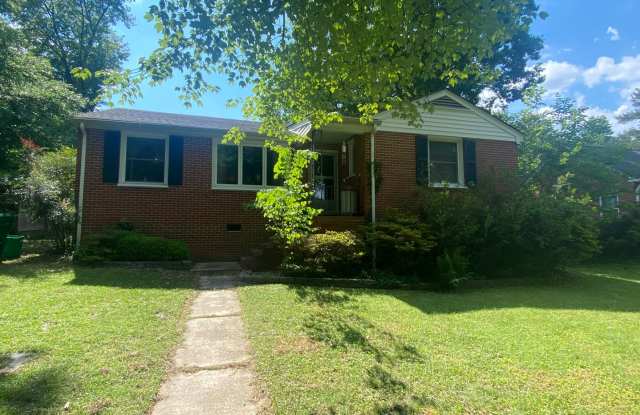 3 BR / 1.5 BA Lovely Super Clean Three Bedroom Brick Ranch Home for Lease in the West End. Available Now! - 1100 Santa Rosa Road, Tuckahoe, VA 23229