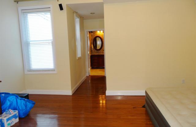 1725 U Street NW Gallery 4