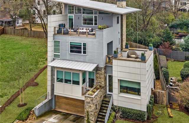 2496 Oostanaula Drive NE Gallery 2