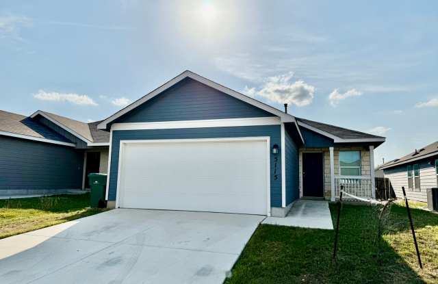 3-Bedroom, 2-Bathroom Home in New Braunfels photos photos