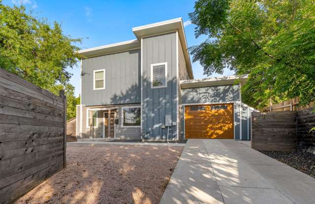 Stunning 2 bedrooms, 2.5 bathrooms home in St. Johns!!! photos photos