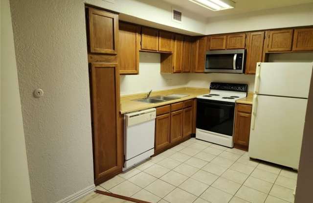 9813 Walnut Street - 9813 Walnut Street, Dallas, TX 75243