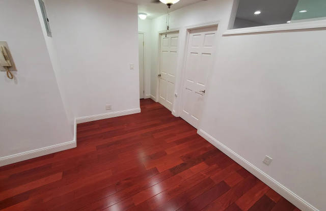 4125 Kissena Blvd Apt 3F photos photos