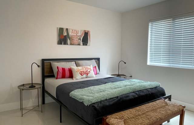 1375 Sw 6th St - 1375 Southwest 6th Street, Miami, FL 33135