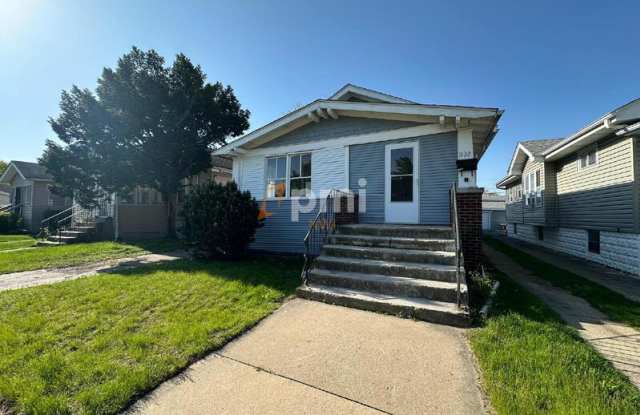 1132 Drackert St - 1132 Drackert Street, Hammond, IN 46320 1132 Drackert St - 1132 Drackert Street, Hammond, IN 46320