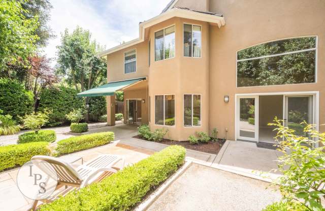 $0 APPLICATION FEE! Take the next step and apply today with no application fee during this special promotion!NorthEast Fresno Home, 4BR/3BA – located in Le Parc II of the Dominion. Near trails & walkable to restaurants and shops! Gallery 4
