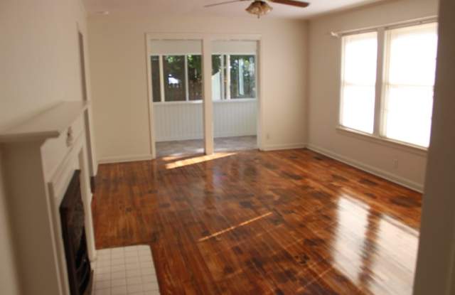 827 Dusy St. Gallery 4