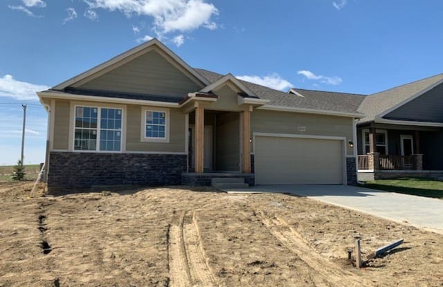 20517 E St. - 20517 E Street, Douglas County, NE 68022