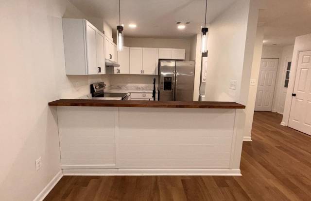 1340 RIGBIE HALL Court unit: E photos photos