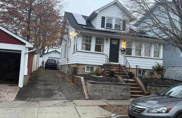 310 E 4Th St photos photos