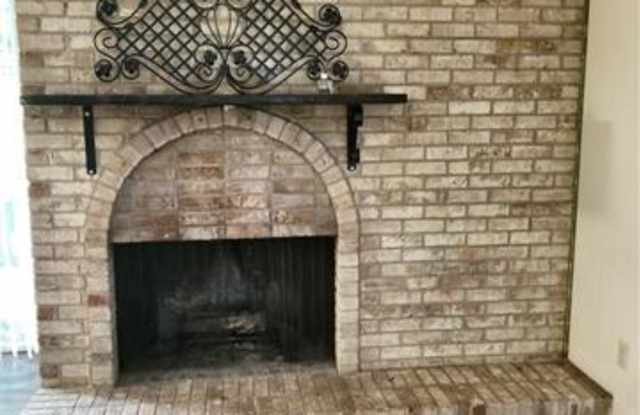 3713 Burning Tree Lane Gallery 2