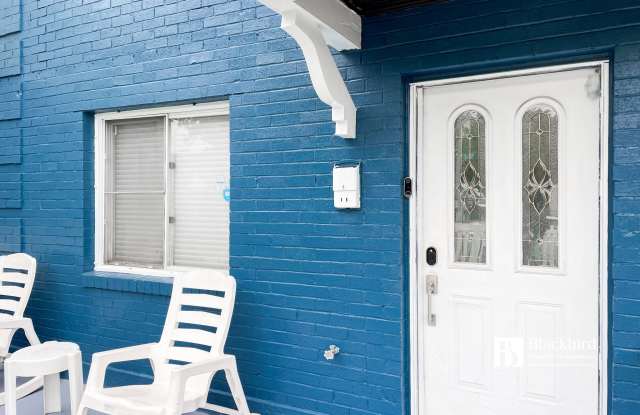 339 36th Street Northeast - 1 photos photos