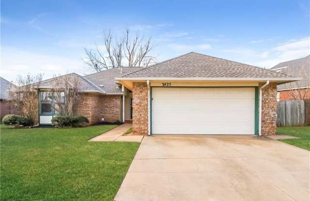 2425 E Hills Drive photos photos